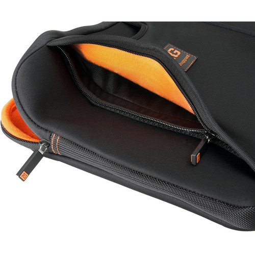 Ruggard Ultra-Thin Neoprene Sleeve with Handles for 14